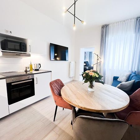 Apartment Duesseldorf City Exteriör bild